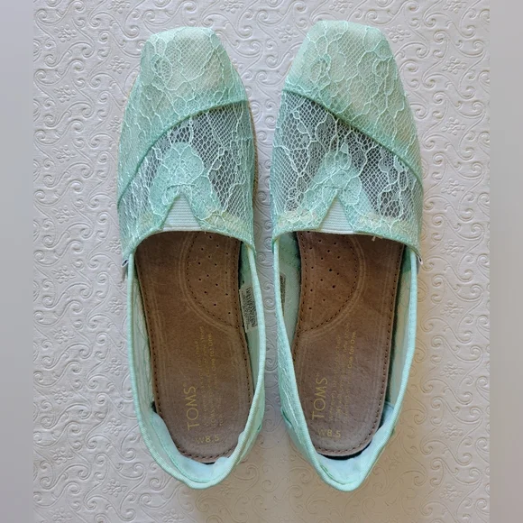 Tom's Espadrille Aqua Blue Floral Lace Slip On Women's Shoes Size 8.5 NWOT - Picture 2 of 8